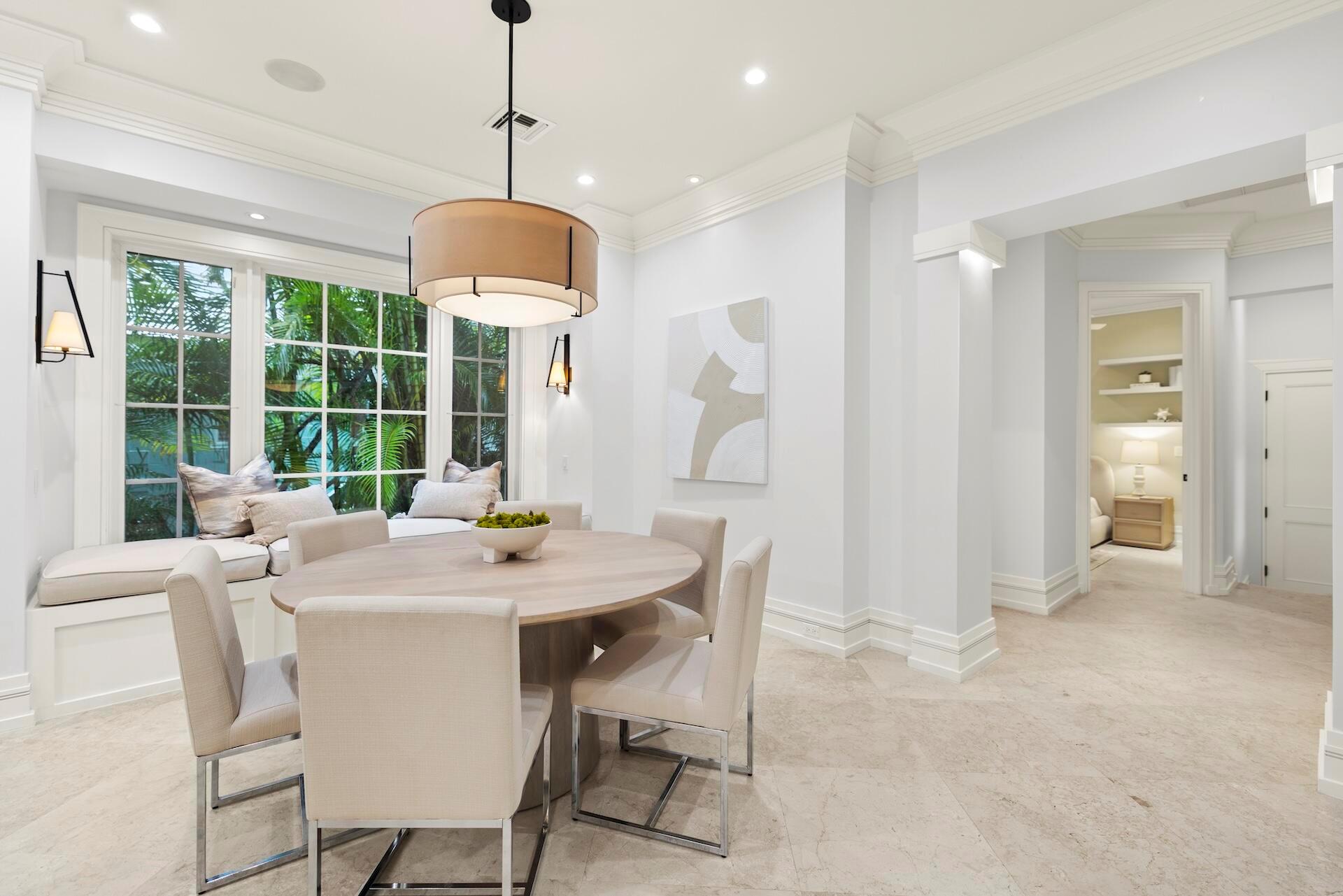 TROPICAL SHORES - Residential