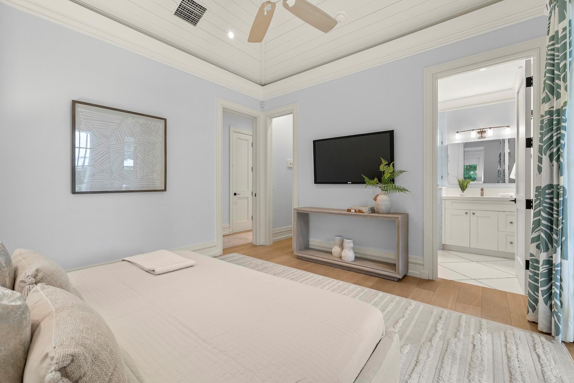 TROPICAL SHORES - Residential