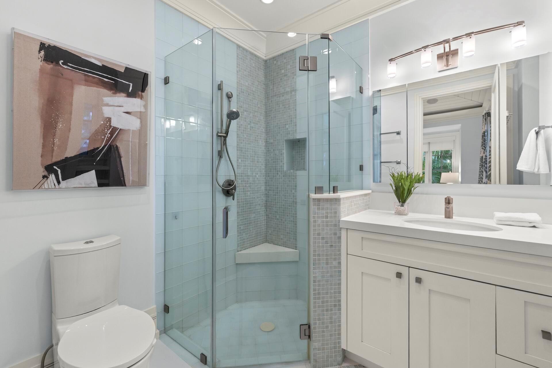 TROPICAL SHORES - Residential