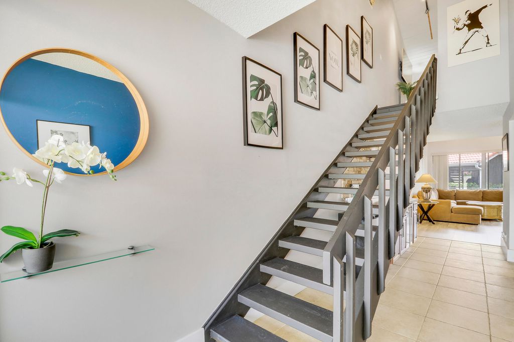 Photo of 127 Old Meadow Way, Palm Beach Gardens, FL 33418 (MLS # R11164979)