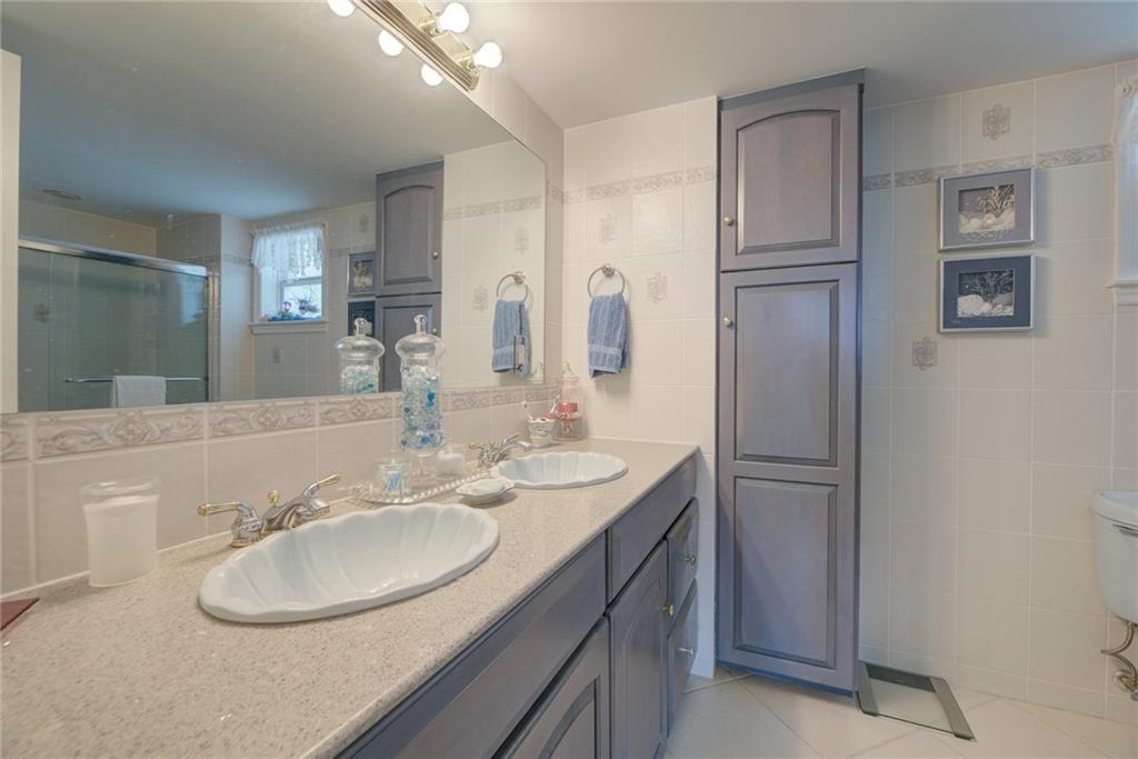 TIARA EAST CONDO - Residential