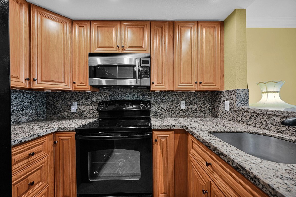 Sunrise Lakes Phase III - Residential