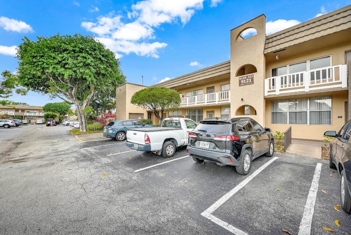 Sunrise Lakes Phase III - Residential