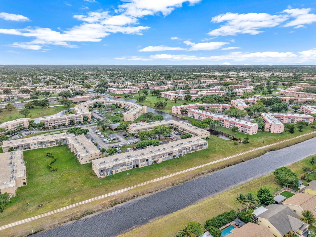 Sunrise Lakes Phase III - Residential