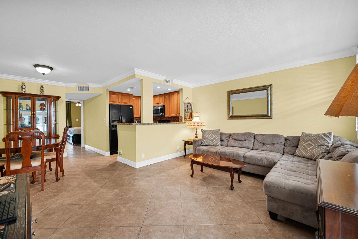 Sunrise Lakes Phase III - Residential