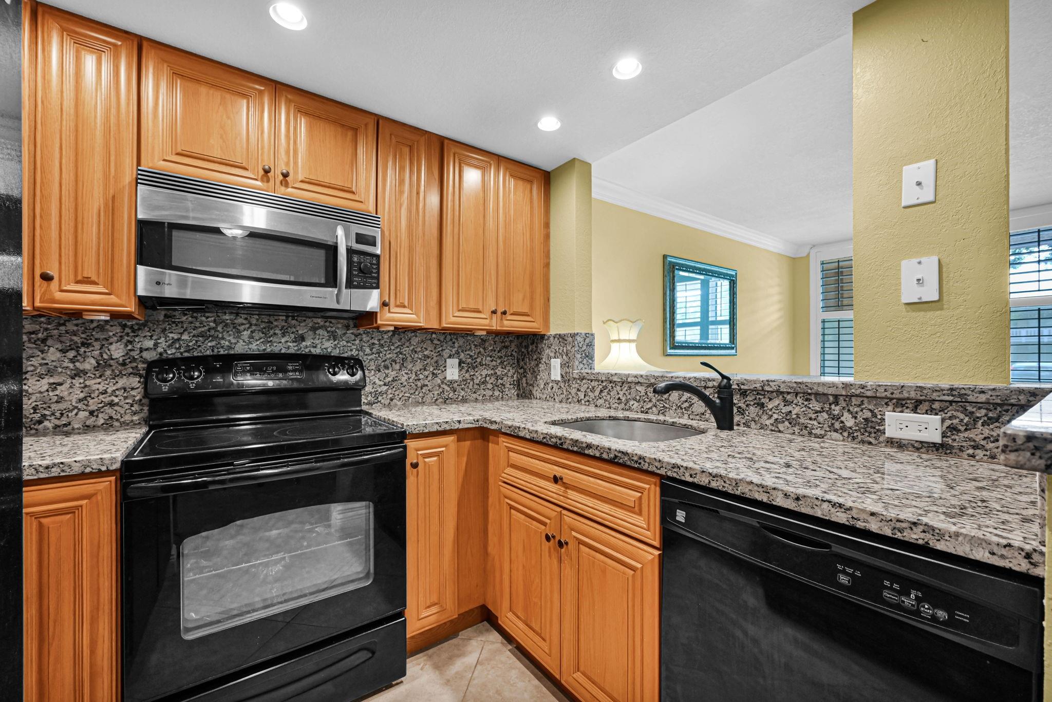 Sunrise Lakes Phase III - Residential