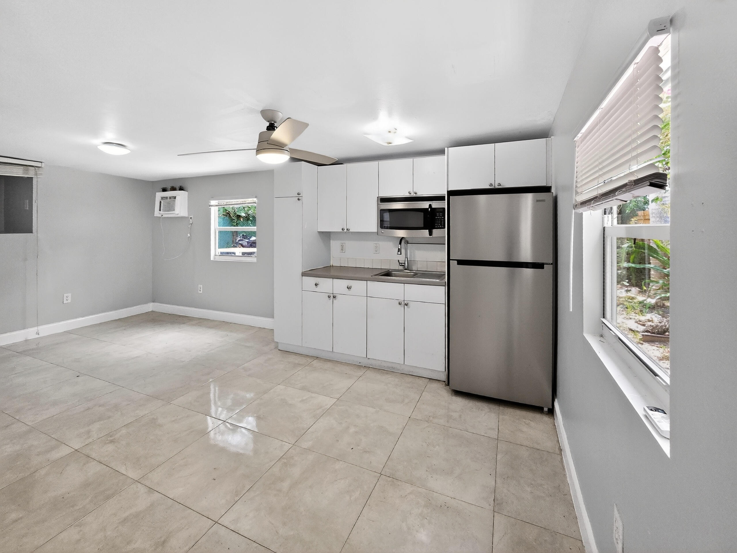 3-4 52 42 OJUS SUB - Residential Lease