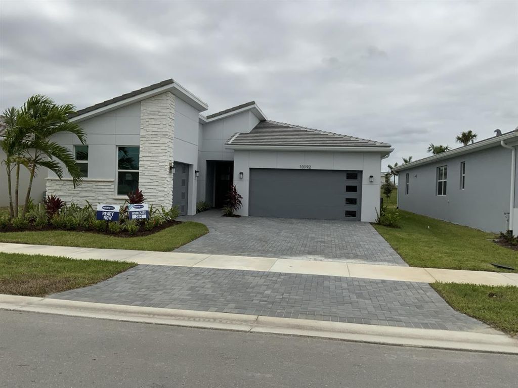 Photo of 10192 SW Carnelian Street, Port Saint Lucie, FL 34987 (MLS # R11059566)
