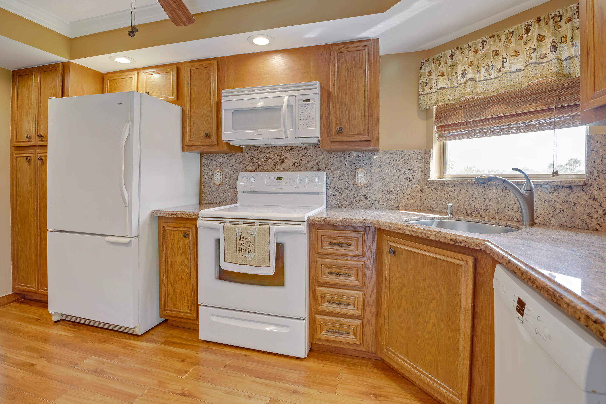 POINCIANA PLACE CONDO 1,2 - Residential