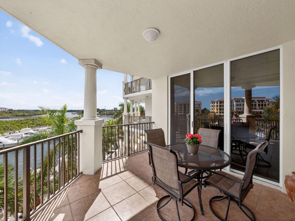 Photo of 340 S Us Highway 1 #405, Jupiter, FL 33477 (MLS # R11164196)