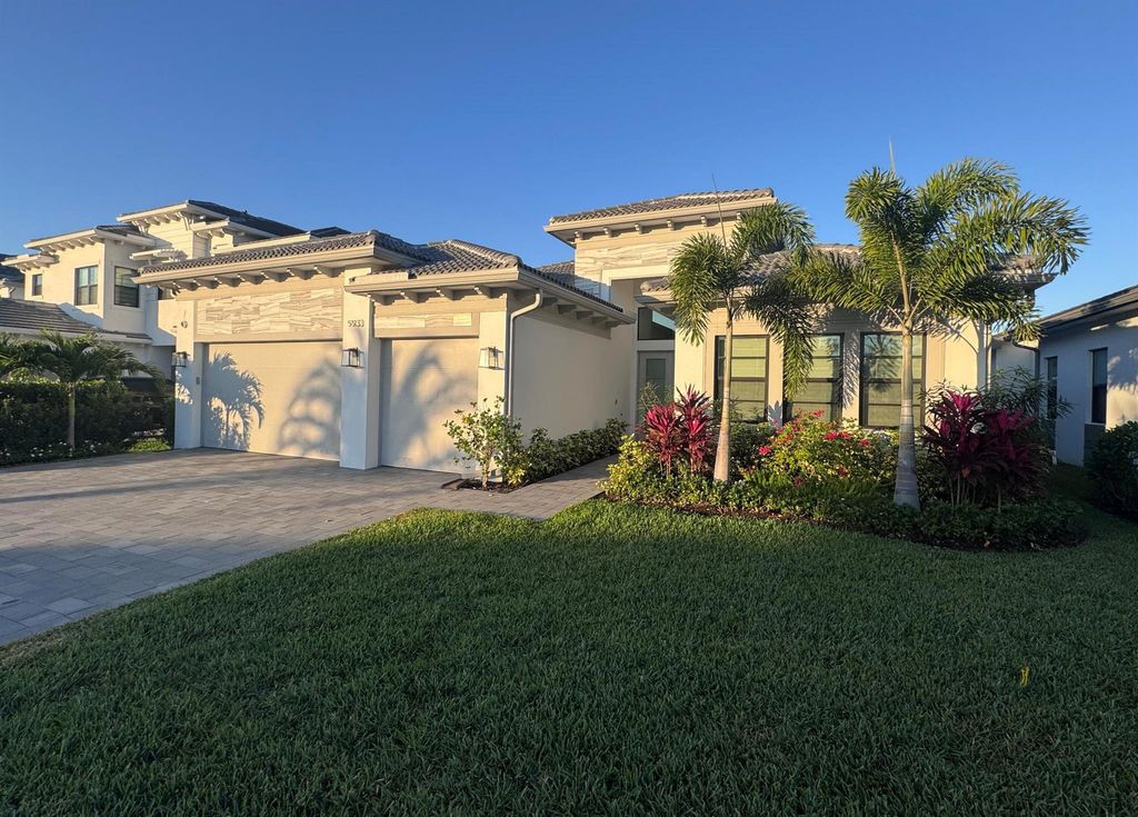 Photo of 9933 Migration Point, Palm Beach Gardens, FL 33412 (MLS # R11149984)