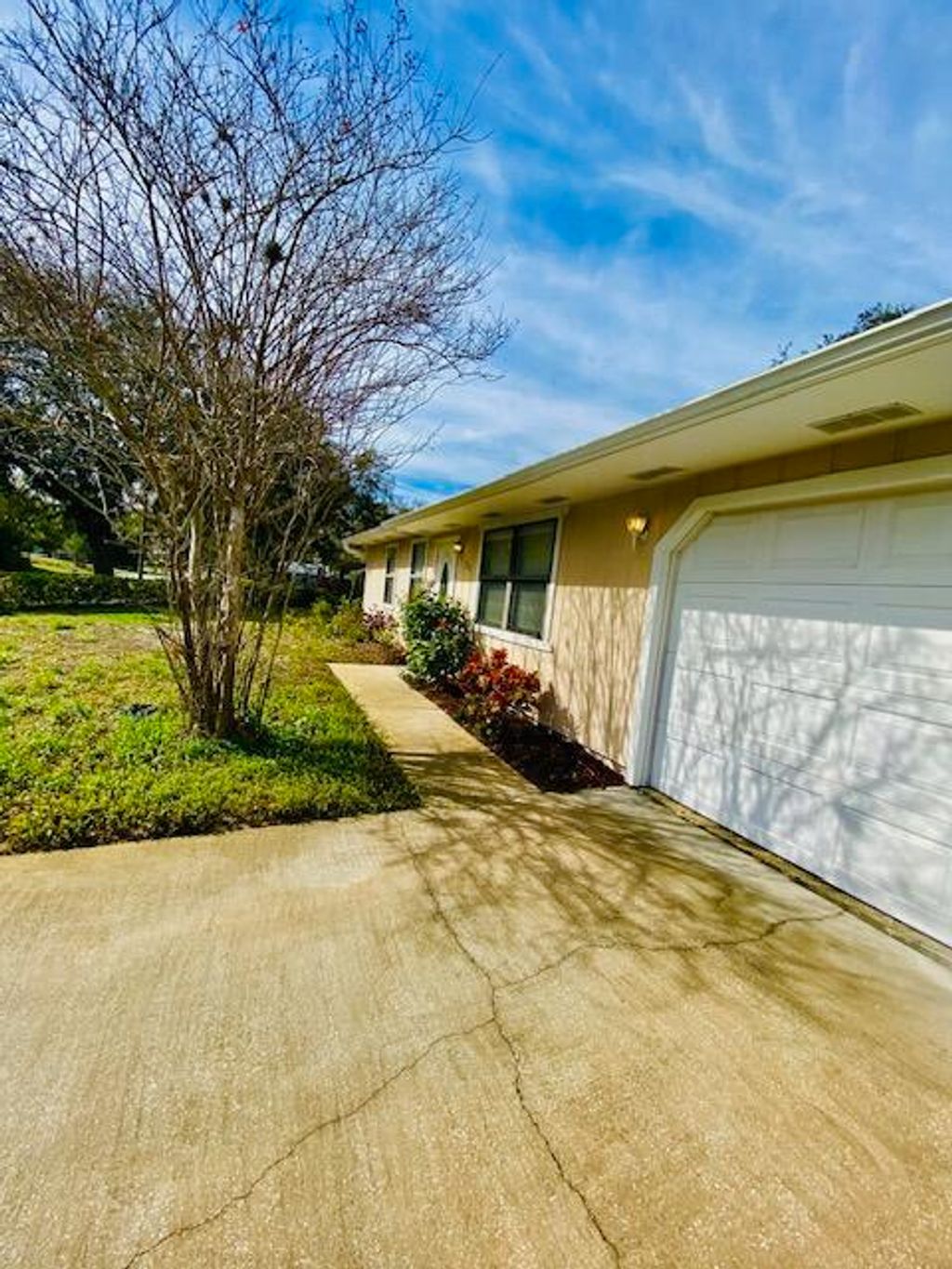 Photo of 722 Cody Avenue, Sebastian, FL 32958 (MLS # R11057151)