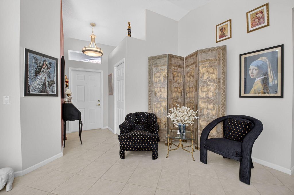 Photo of 11531 Colonnade Drive, Boynton Beach, FL 33437 (MLS # R11152367)