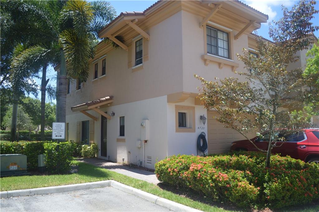 Grand Cypress - Residential