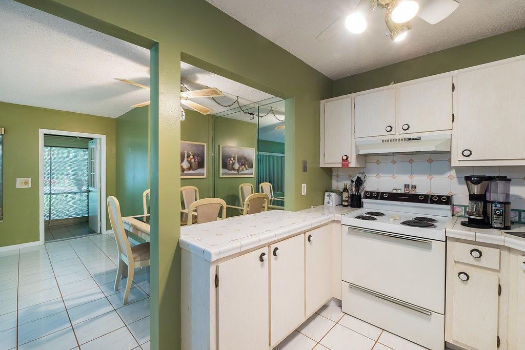 Pine Ridge At Haverhill Condo - Residential