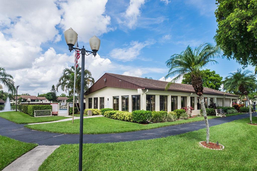 Pine Ridge At Haverhill Condo - Residential