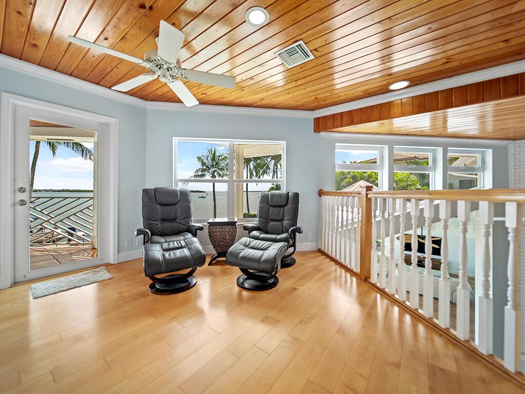 HIGH POINT - Residential