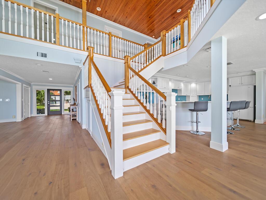 HIGH POINT - Residential