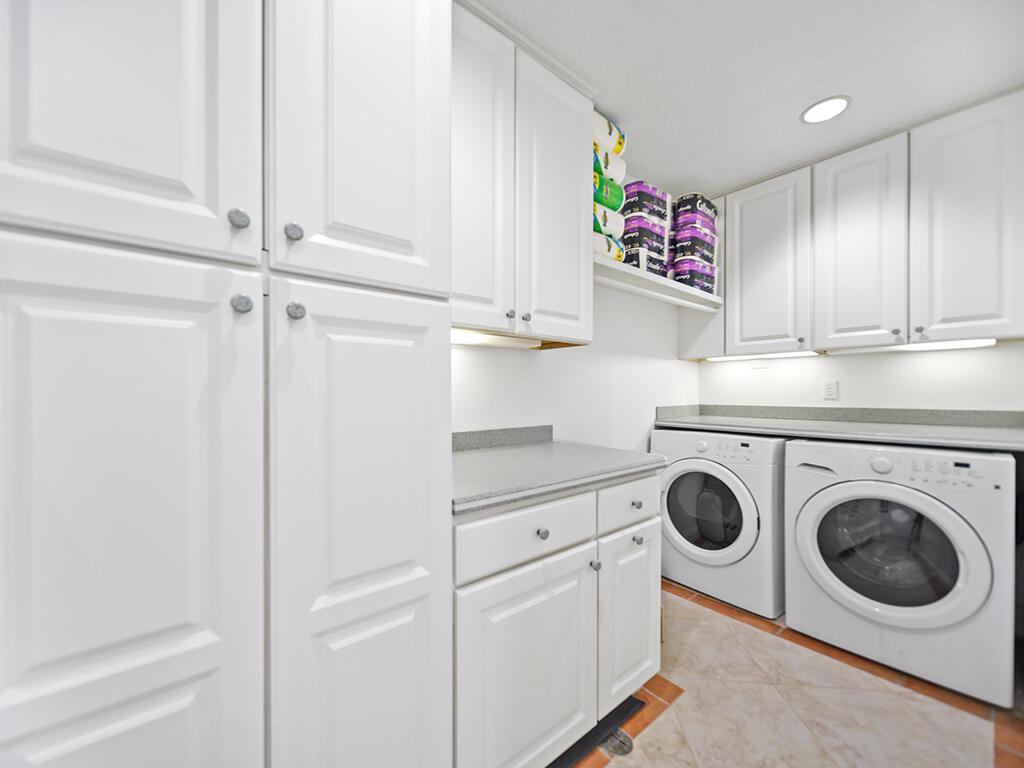 HIGH POINT - Residential