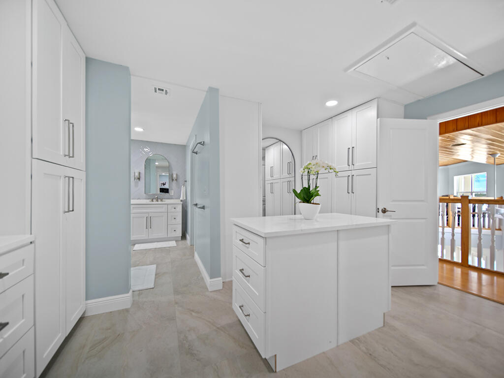 HIGH POINT - Residential