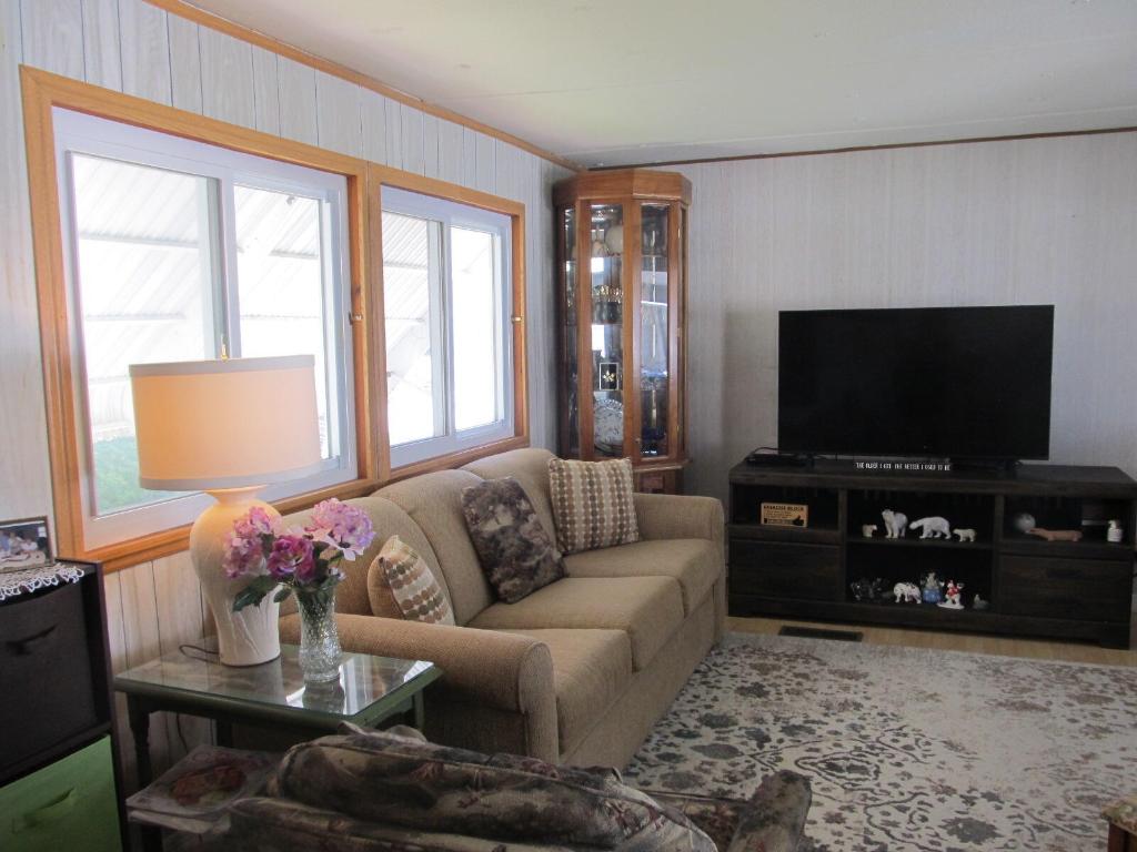 JAMAICA BAY MOBILE HOME CO OP - Residential