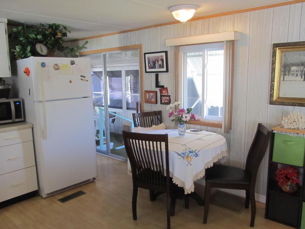 JAMAICA BAY MOBILE HOME CO OP - Residential