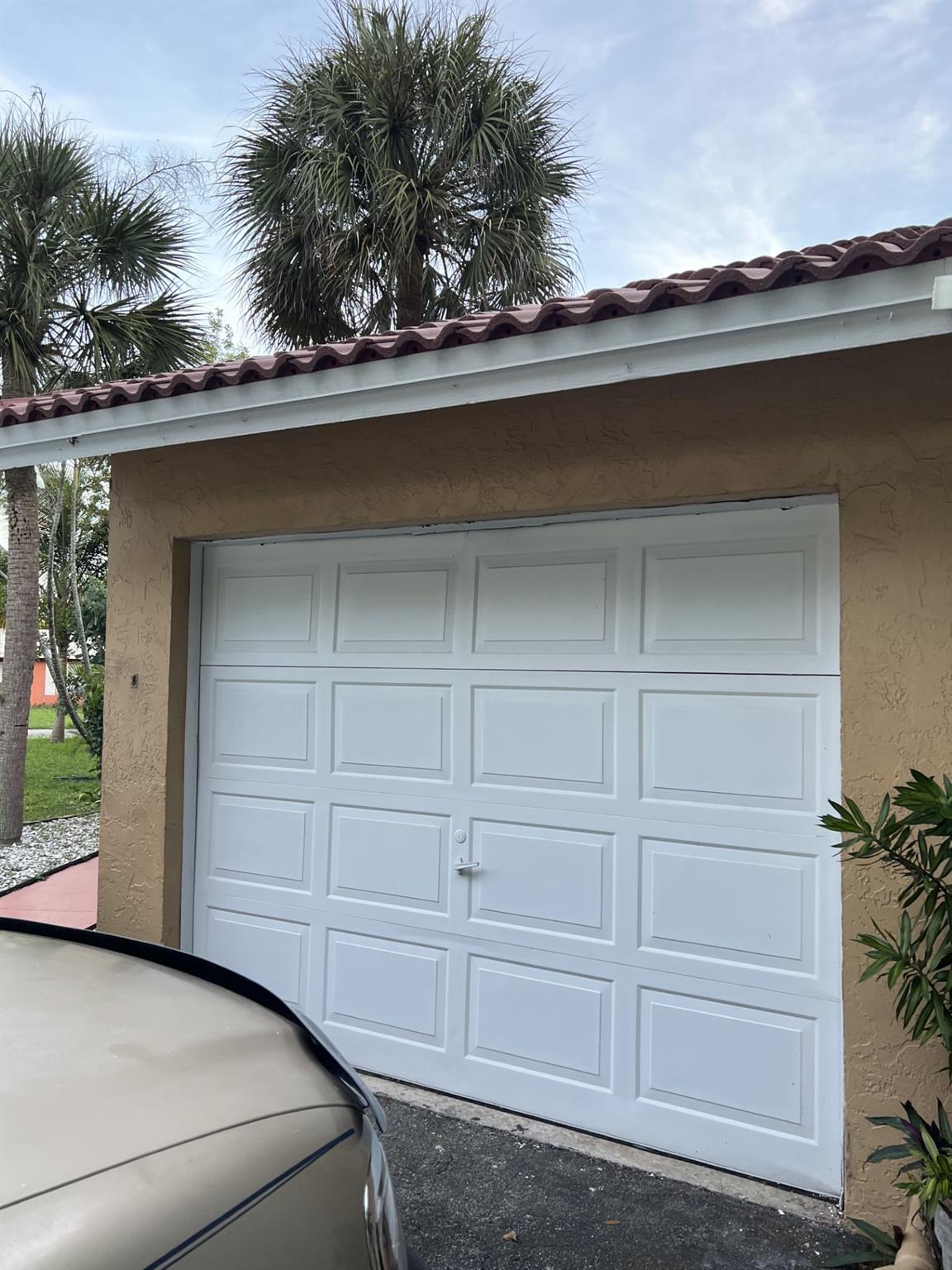 10840 NW 45th St