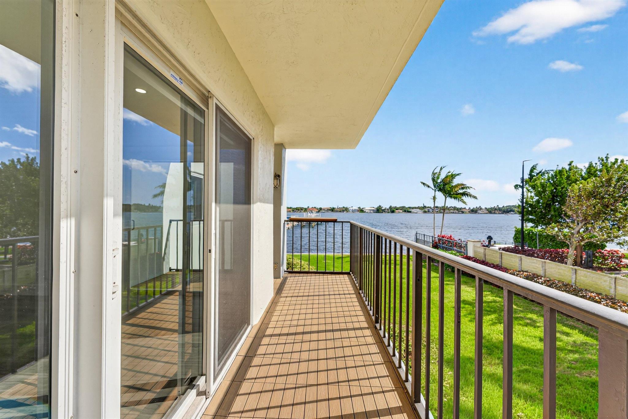 JAMES PLACE CONDO - Residential