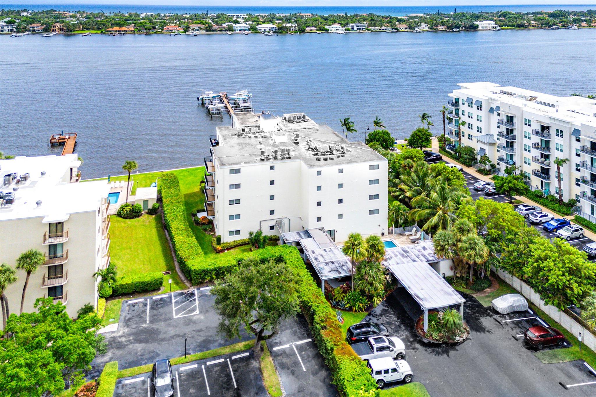 JAMES PLACE CONDO - Residential