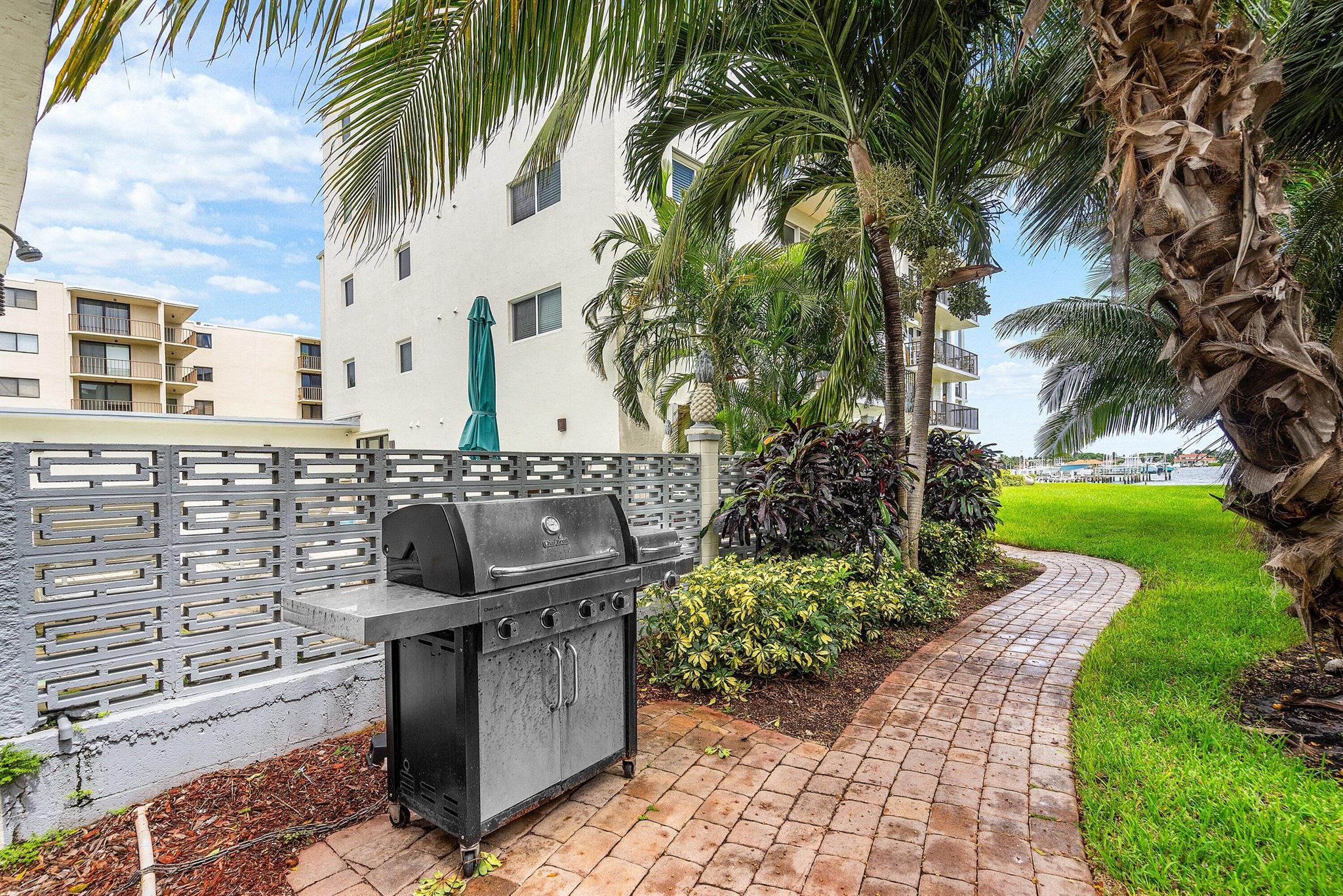 JAMES PLACE CONDO - Residential