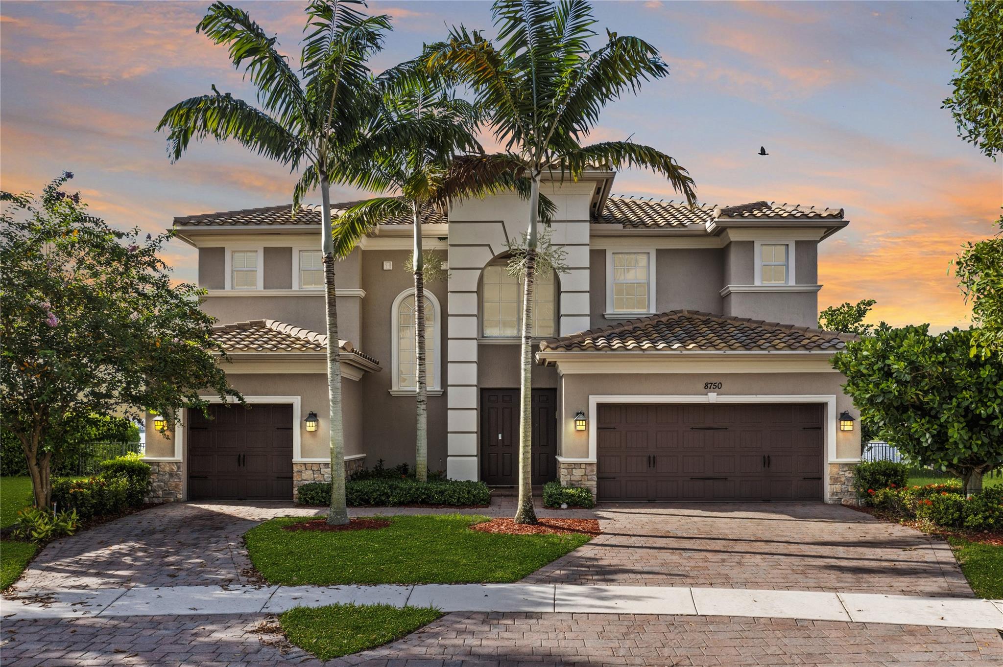 MiraLago - Residential
