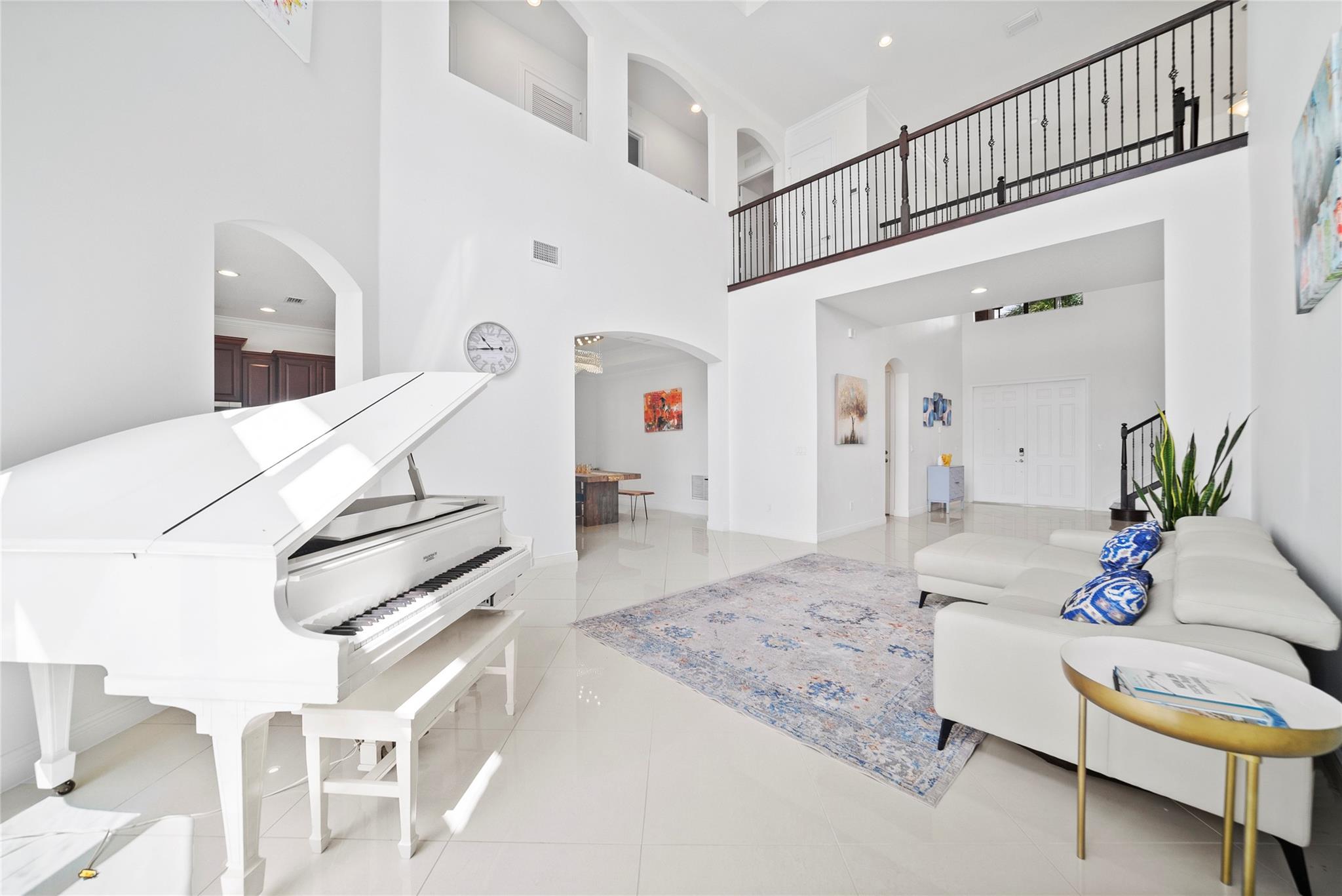 MiraLago - Residential