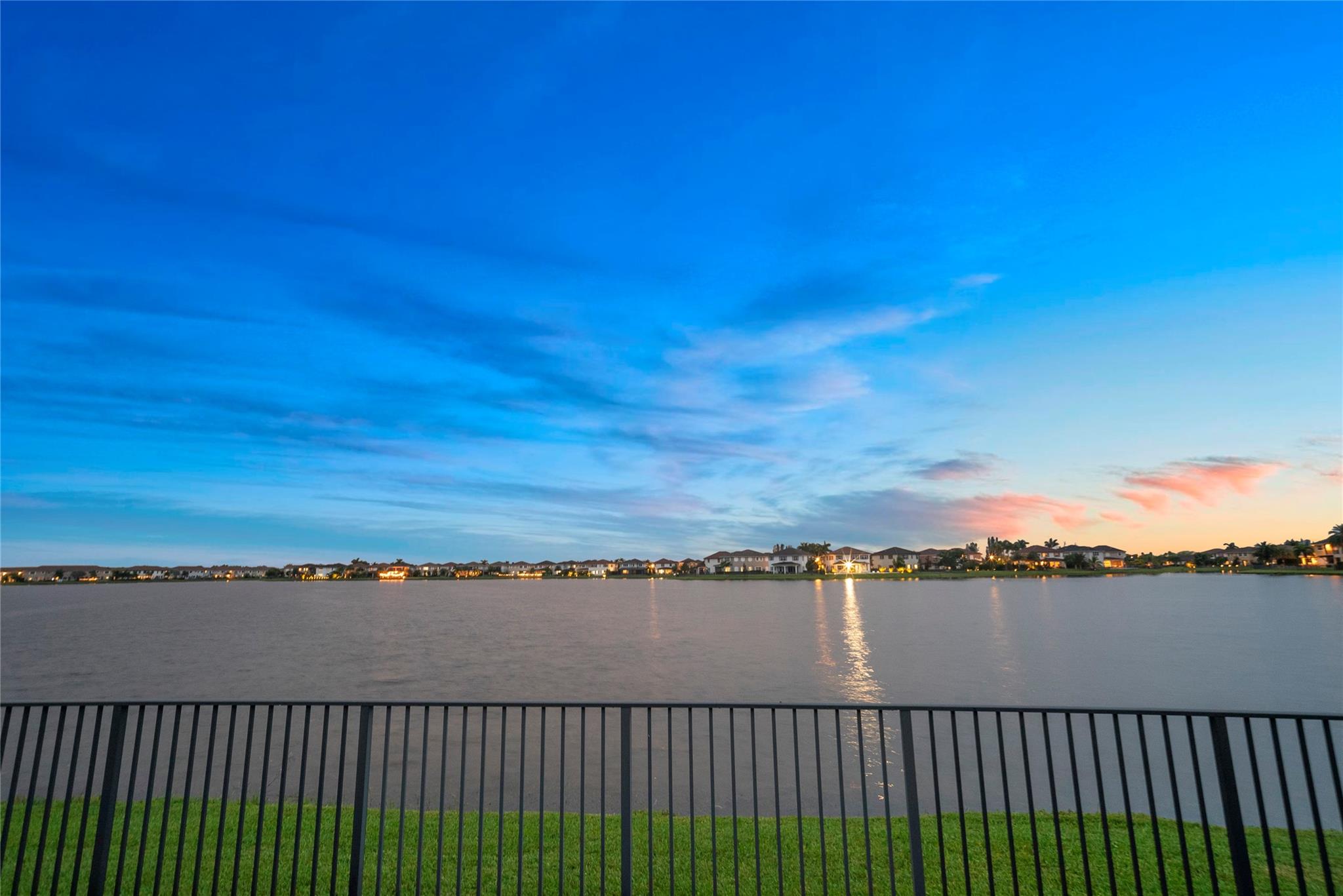 MiraLago - Residential