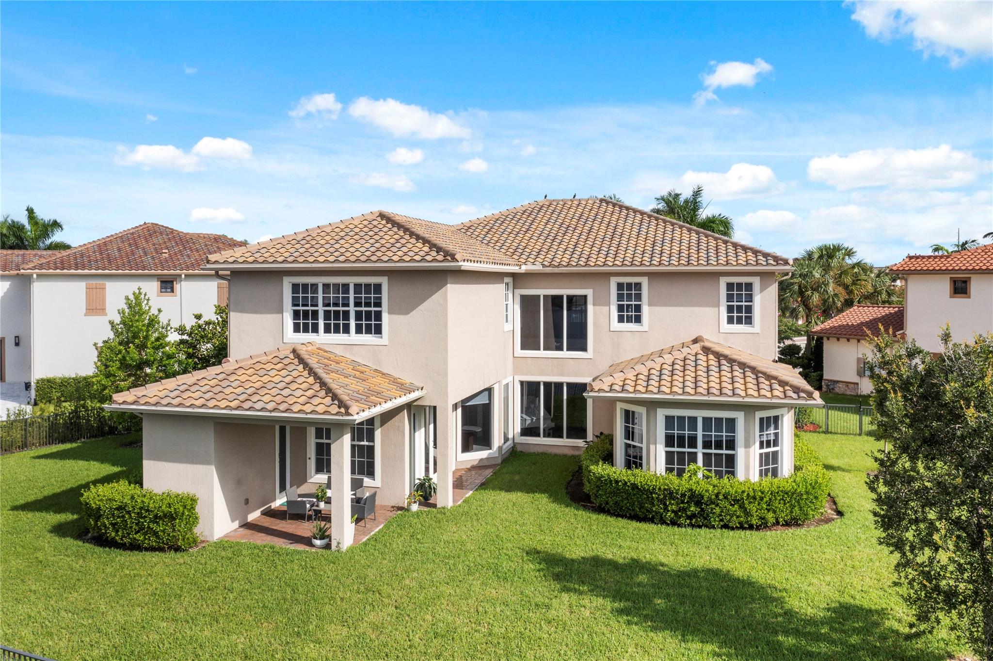 MiraLago - Residential