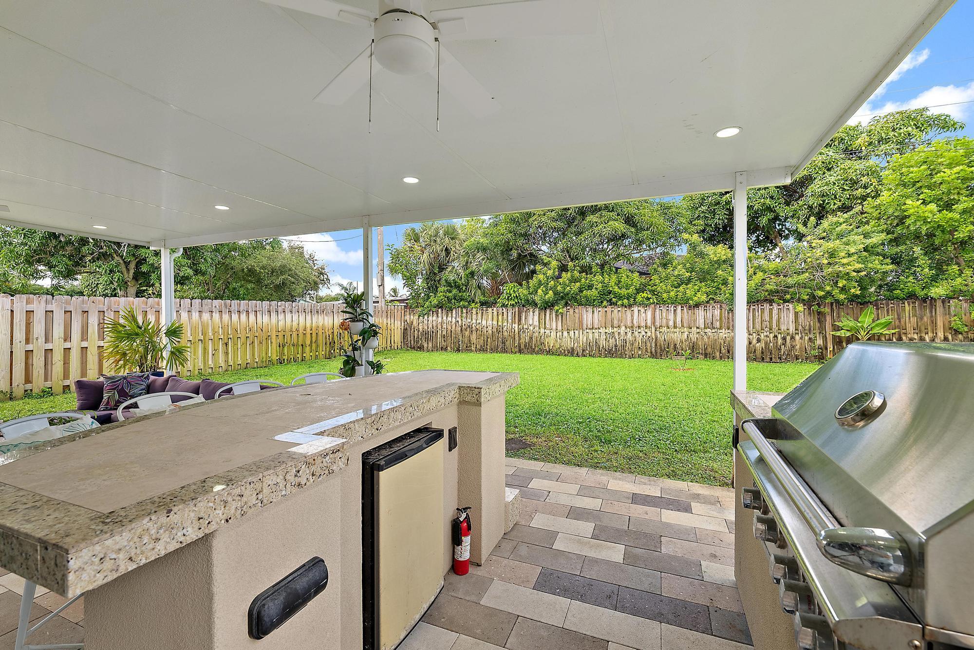 LAKE PARK - Residential