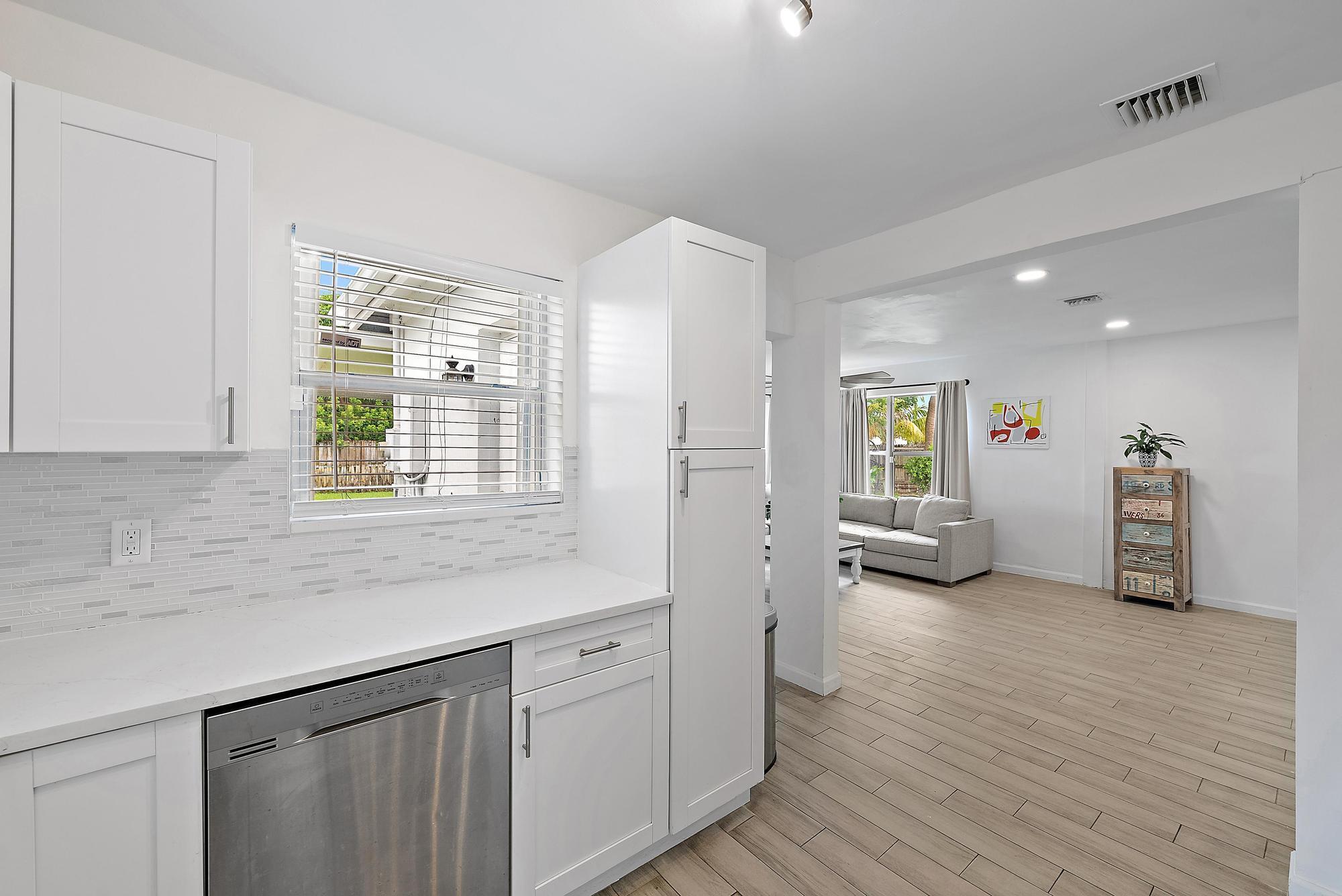 LAKE PARK - Residential
