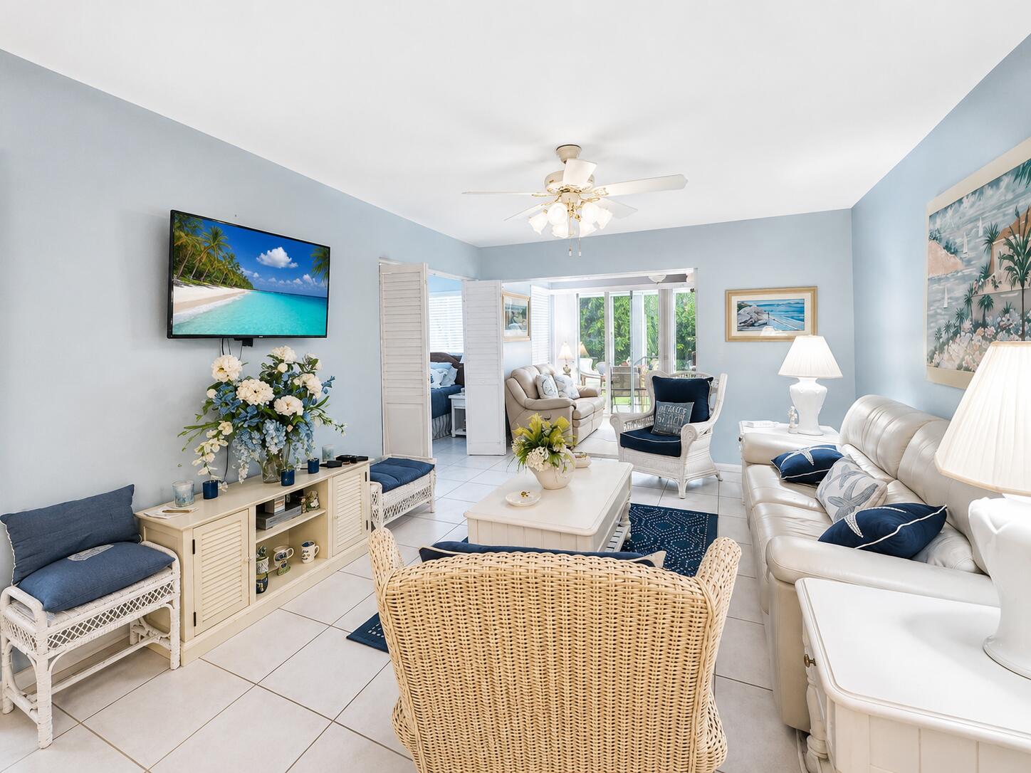 COLONIAL CLUB CONDO SEC 1 - Residential Lease