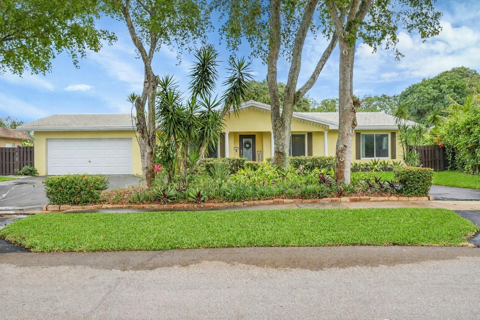 LAKEVIEW ESTATES SEC 1 REPLAT - Residential