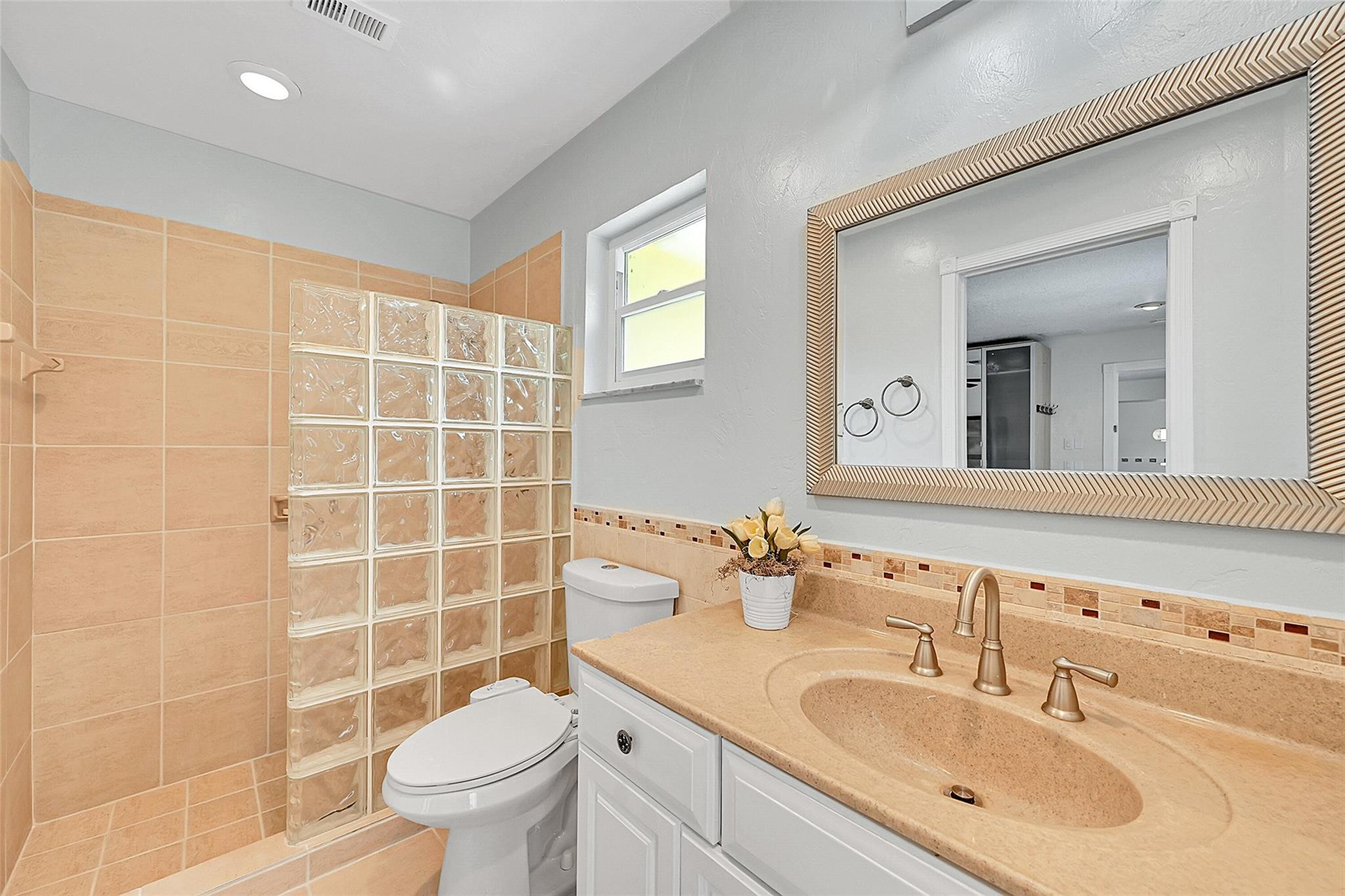 LAKEVIEW ESTATES SEC 1 REPLAT - Residential