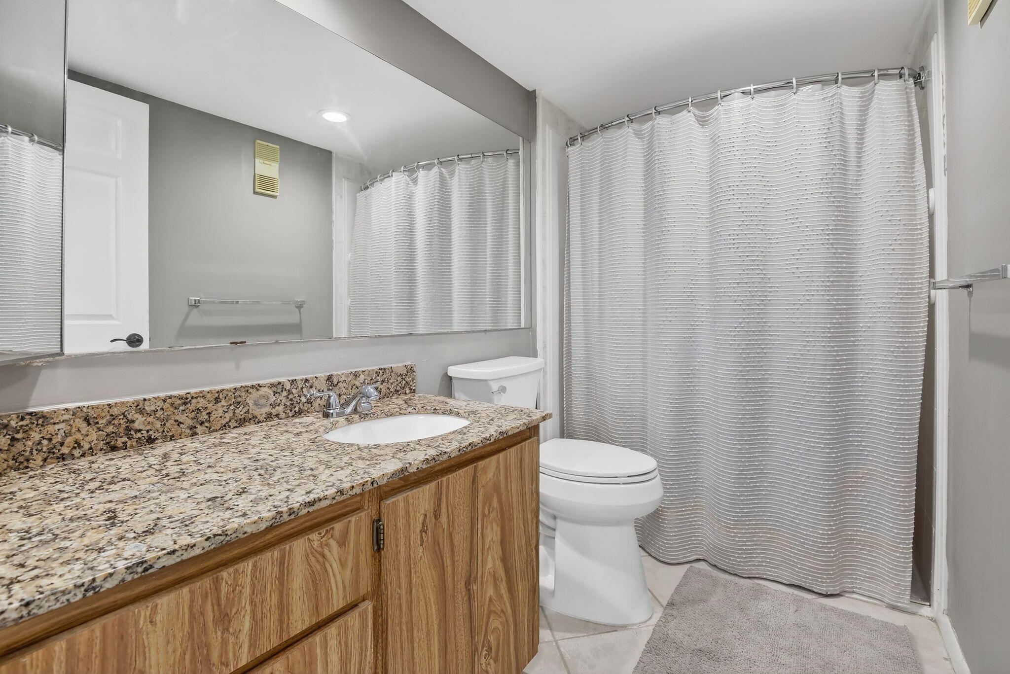 CONDO 14 OF WHITEHALL CONDOS - Residential