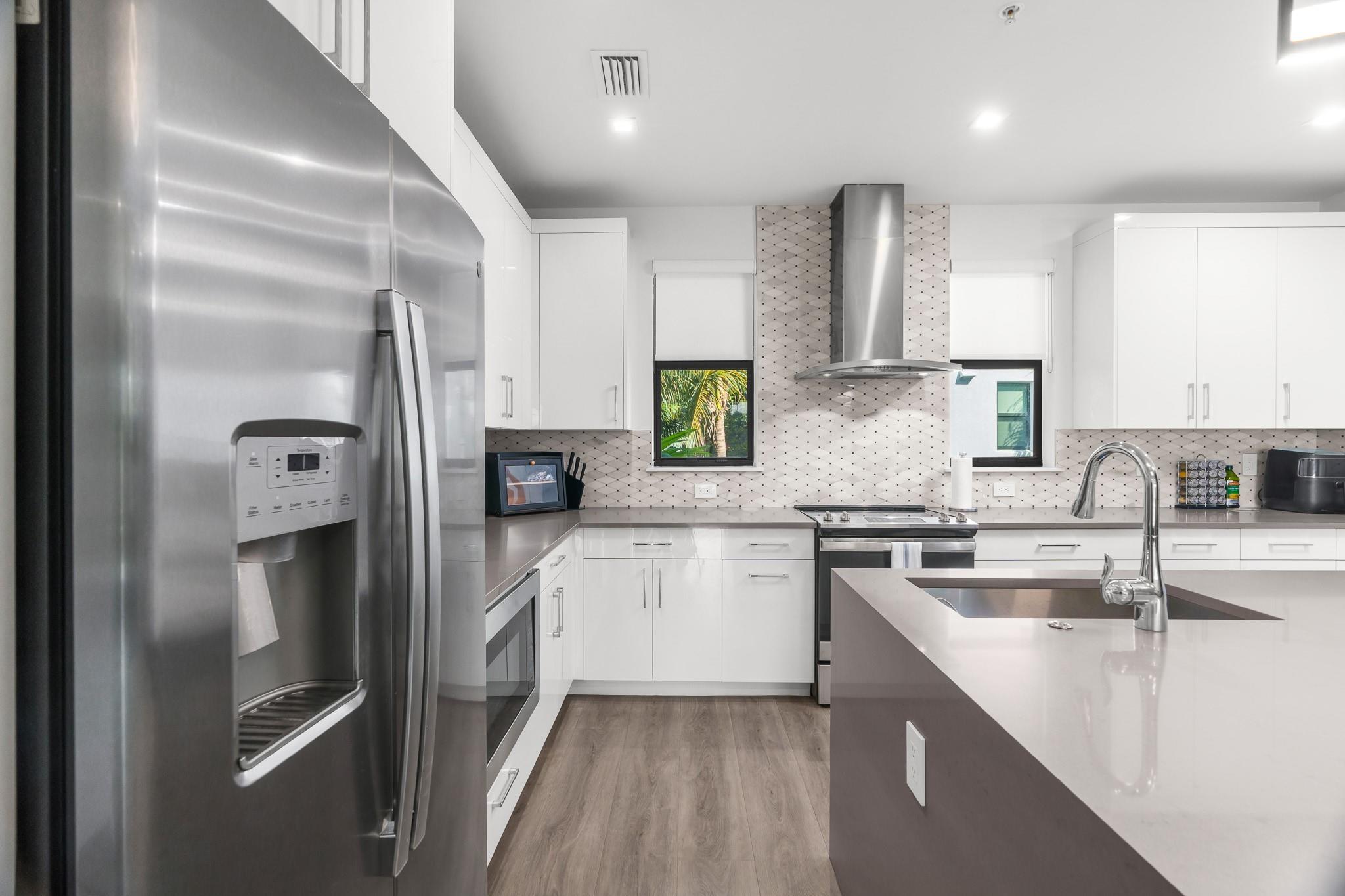 Village At Wilton Manors - Residential