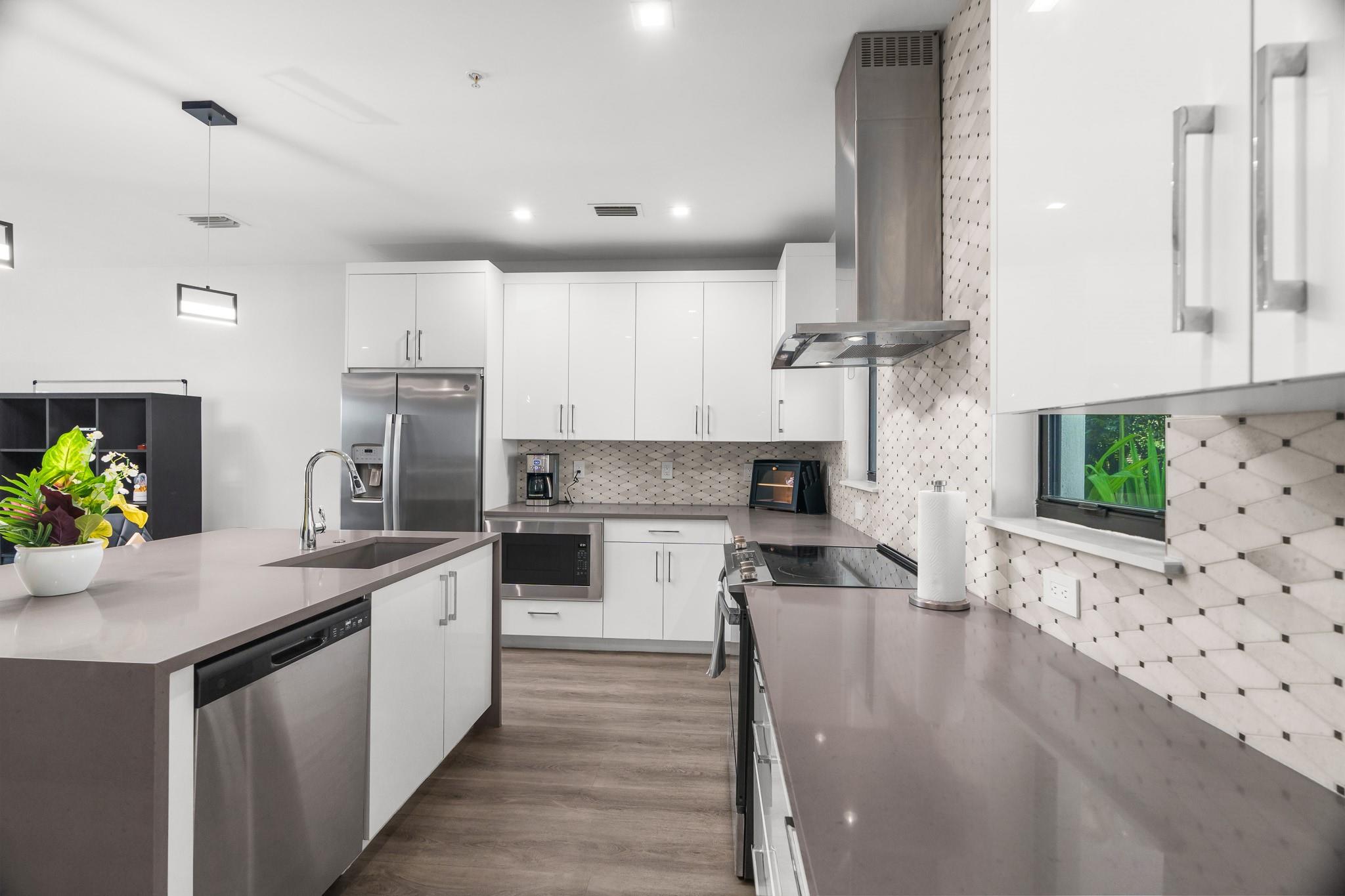 Village At Wilton Manors - Residential