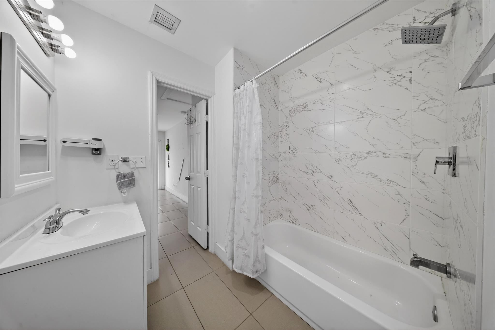 LAKEVIEW HGTS ADD 1 IN - Residential