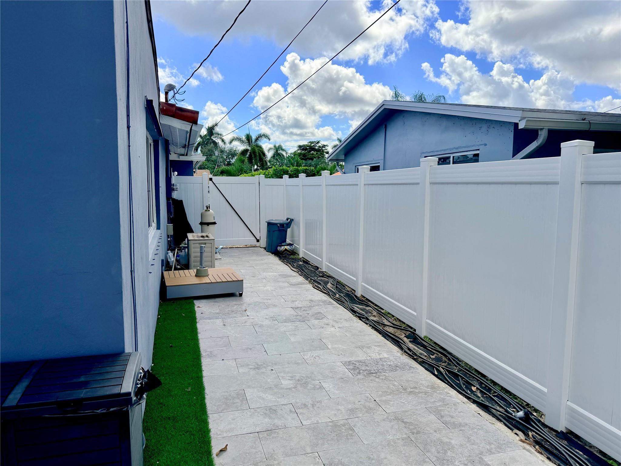 Jenada Villas 37-36 B - Residential