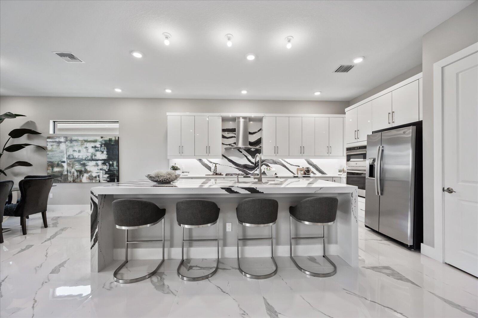 CRESSWIND PALM BEACH - Residential