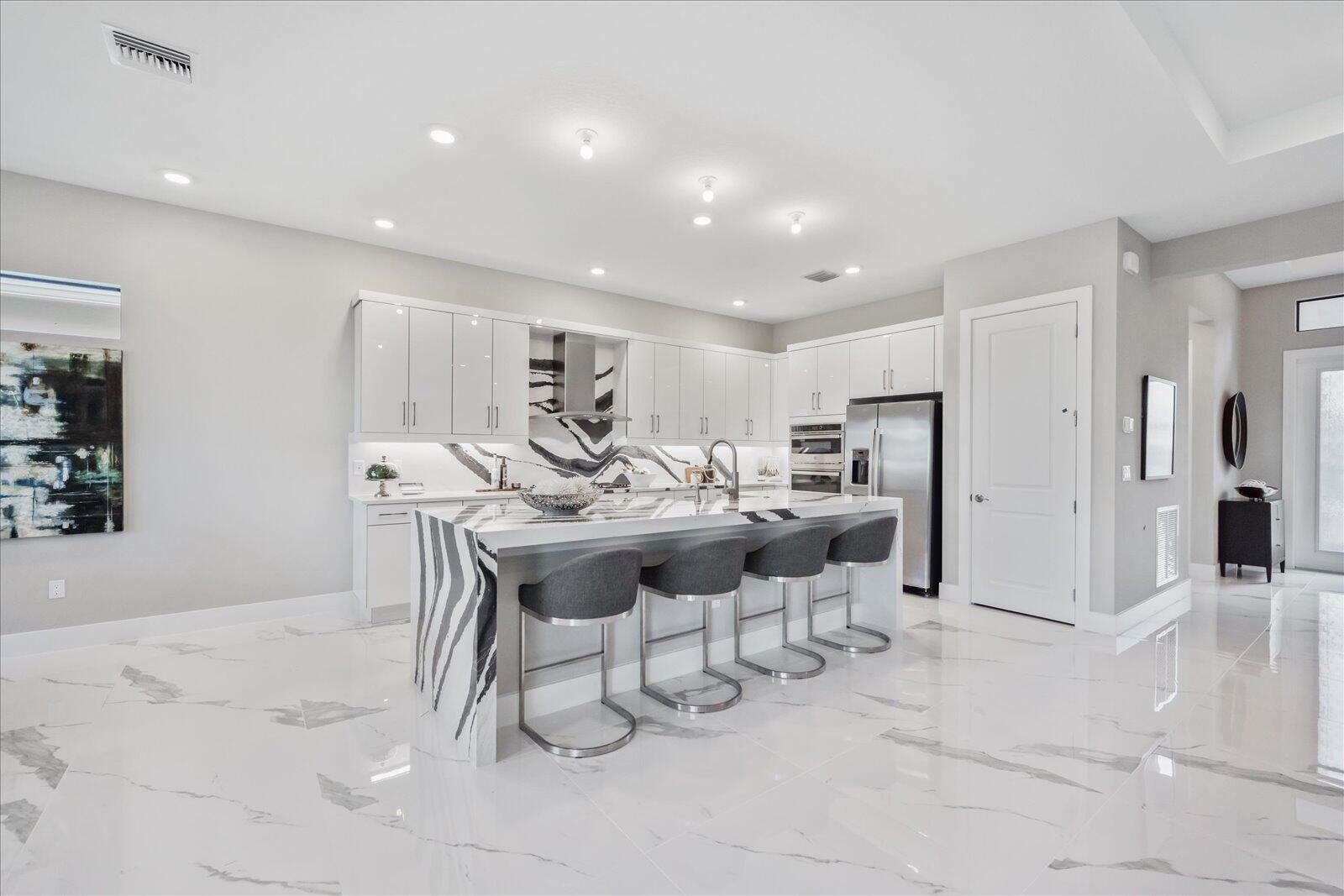 CRESSWIND PALM BEACH - Residential