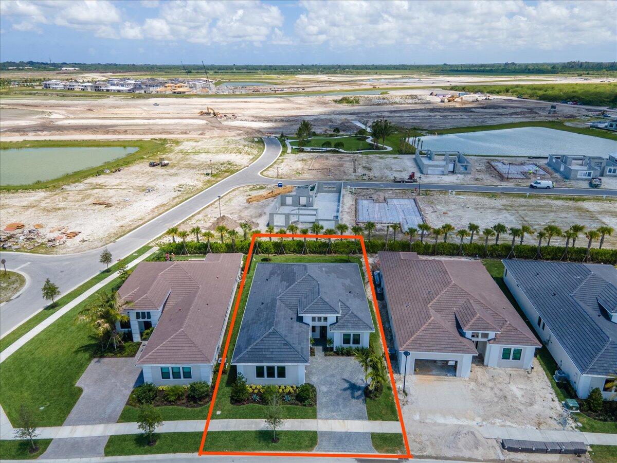 CRESSWIND PALM BEACH - Residential