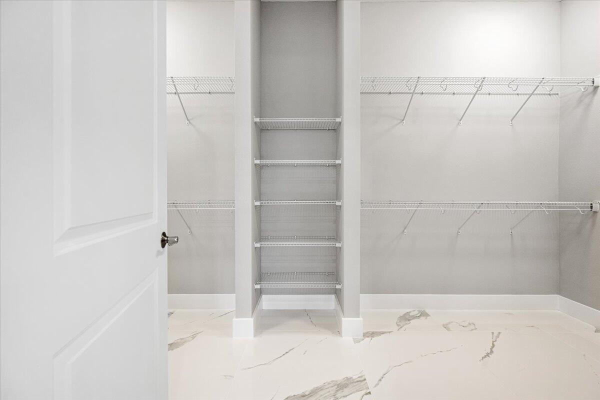 CRESSWIND PALM BEACH - Residential