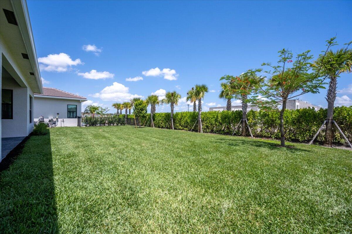 CRESSWIND PALM BEACH - Residential