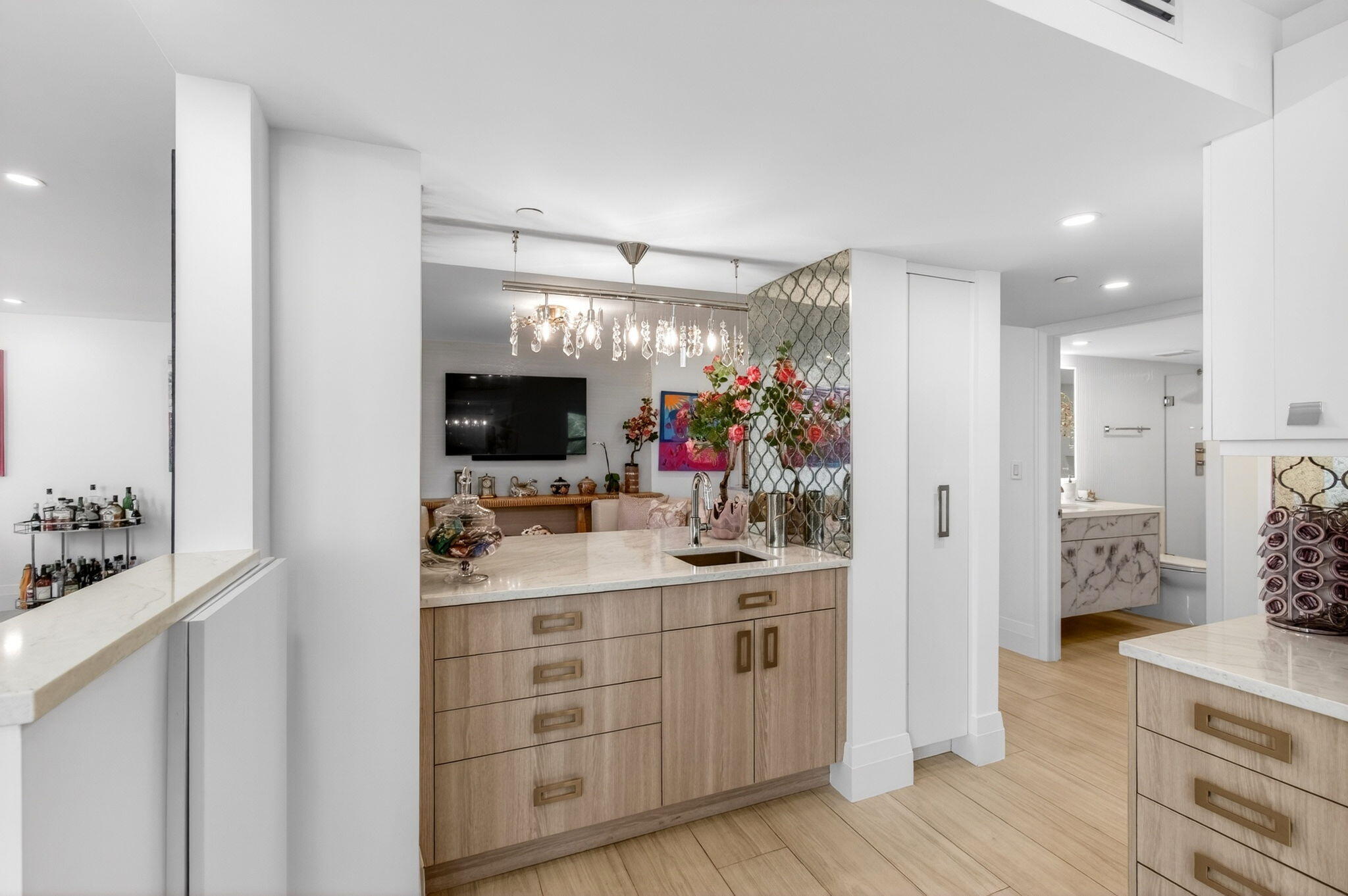 LAKEWOOD MIDRISE CONDO - Residential